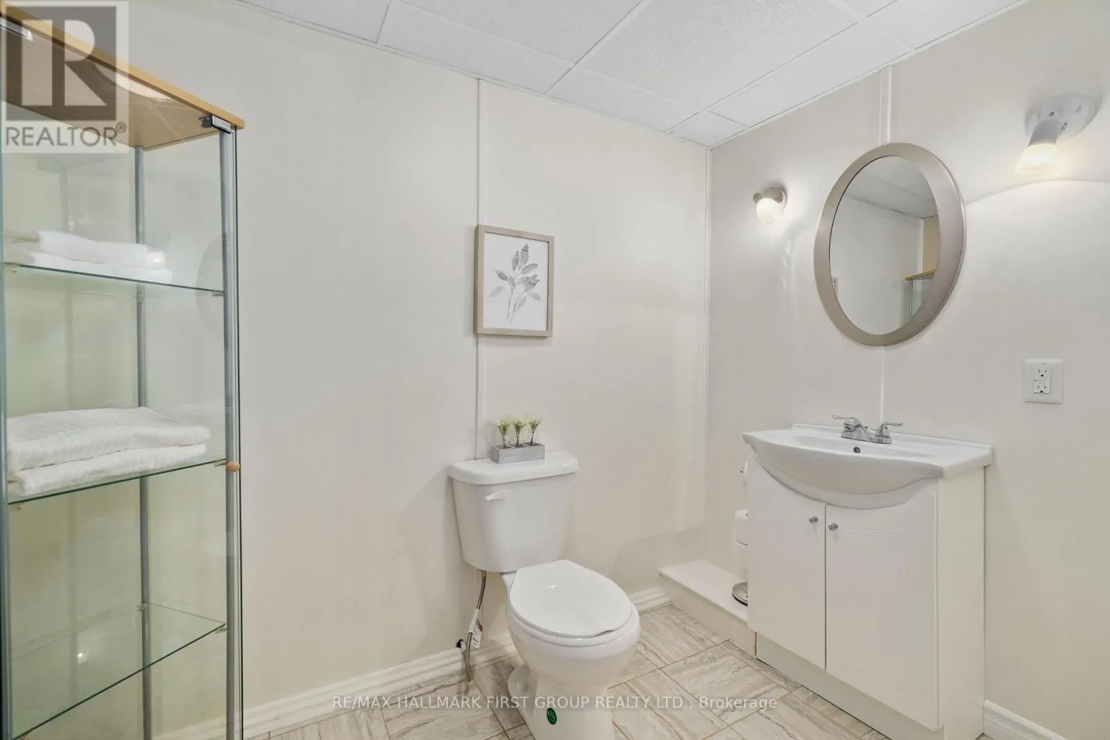 UNIT 6 - 740 CARLISLE STREET