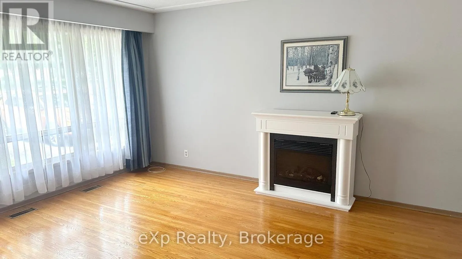 120 SPEEDVALE AVENUE W