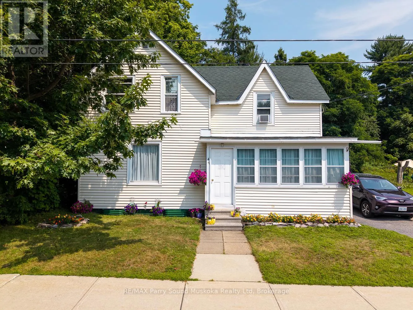 49 CASCADE STREET