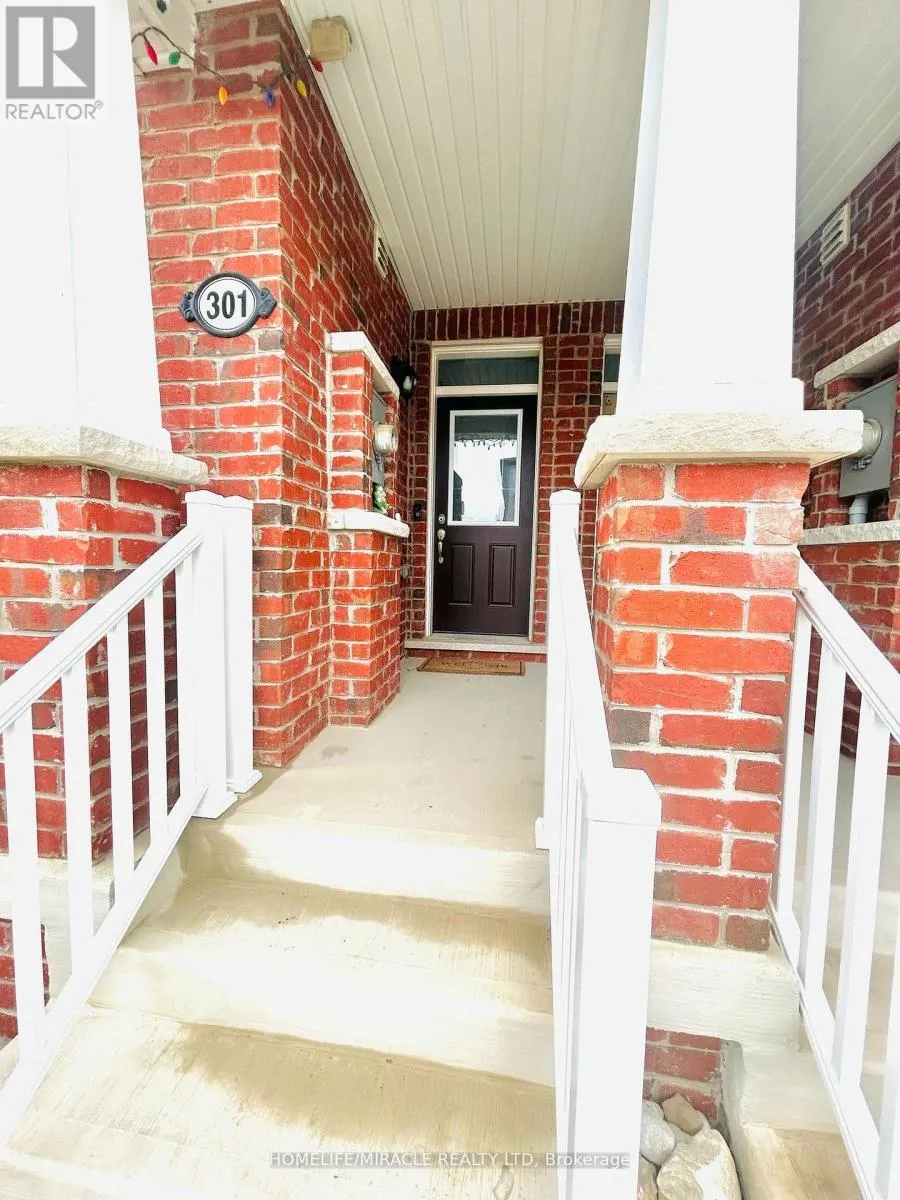 301 EQUESTRIAN WAY