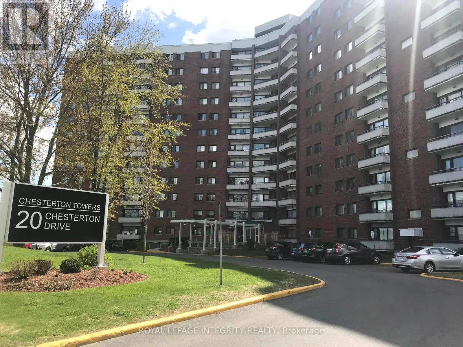 815 - 20 CHESTERTON DRIVE