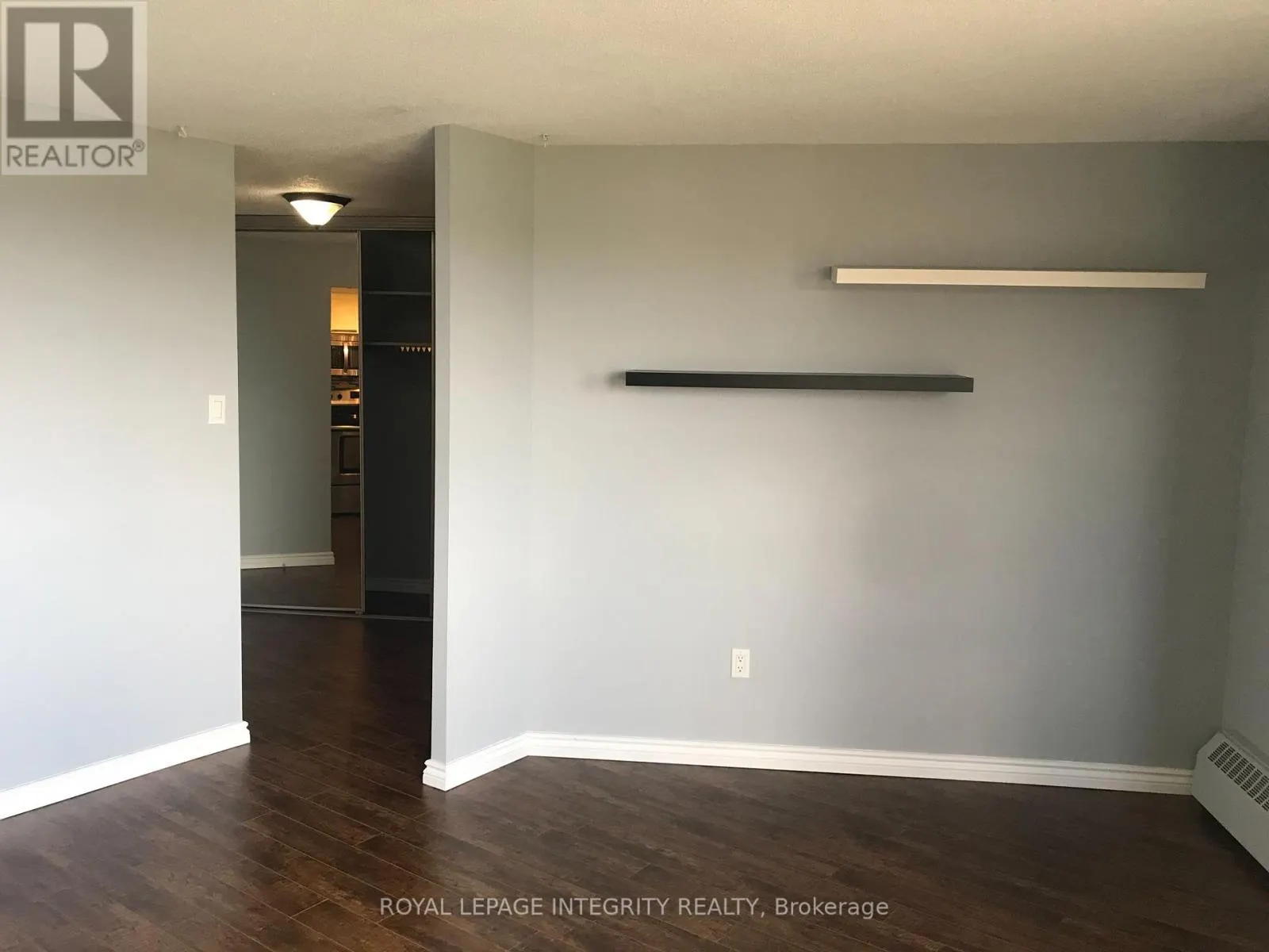 815 - 20 CHESTERTON DRIVE