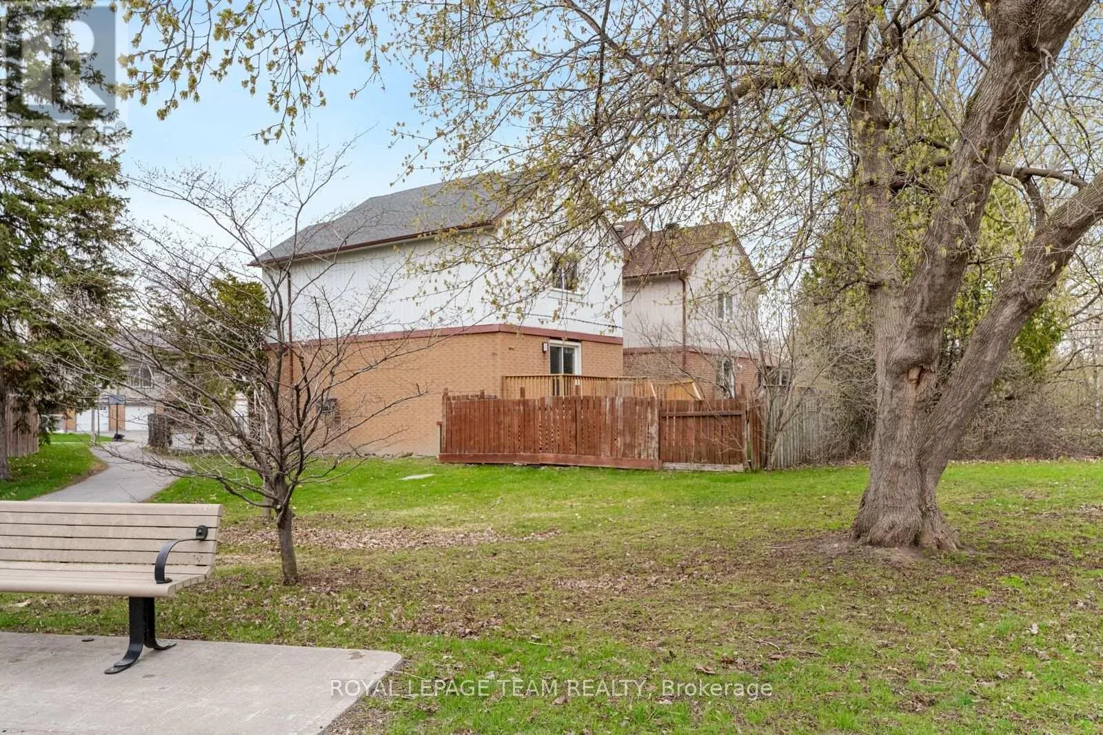 54 GREENBORO CRESCENT