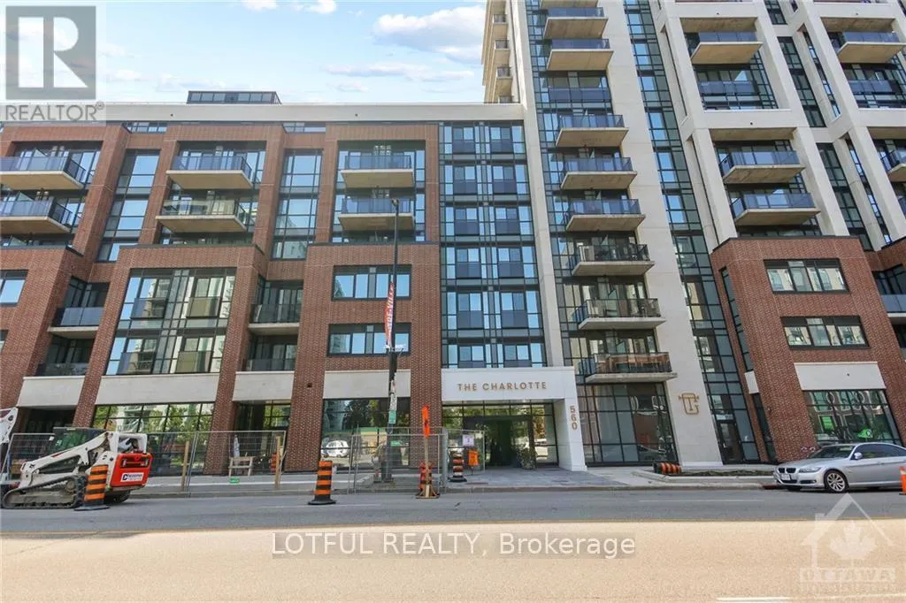 1305 - 560 RIDEAU STREET