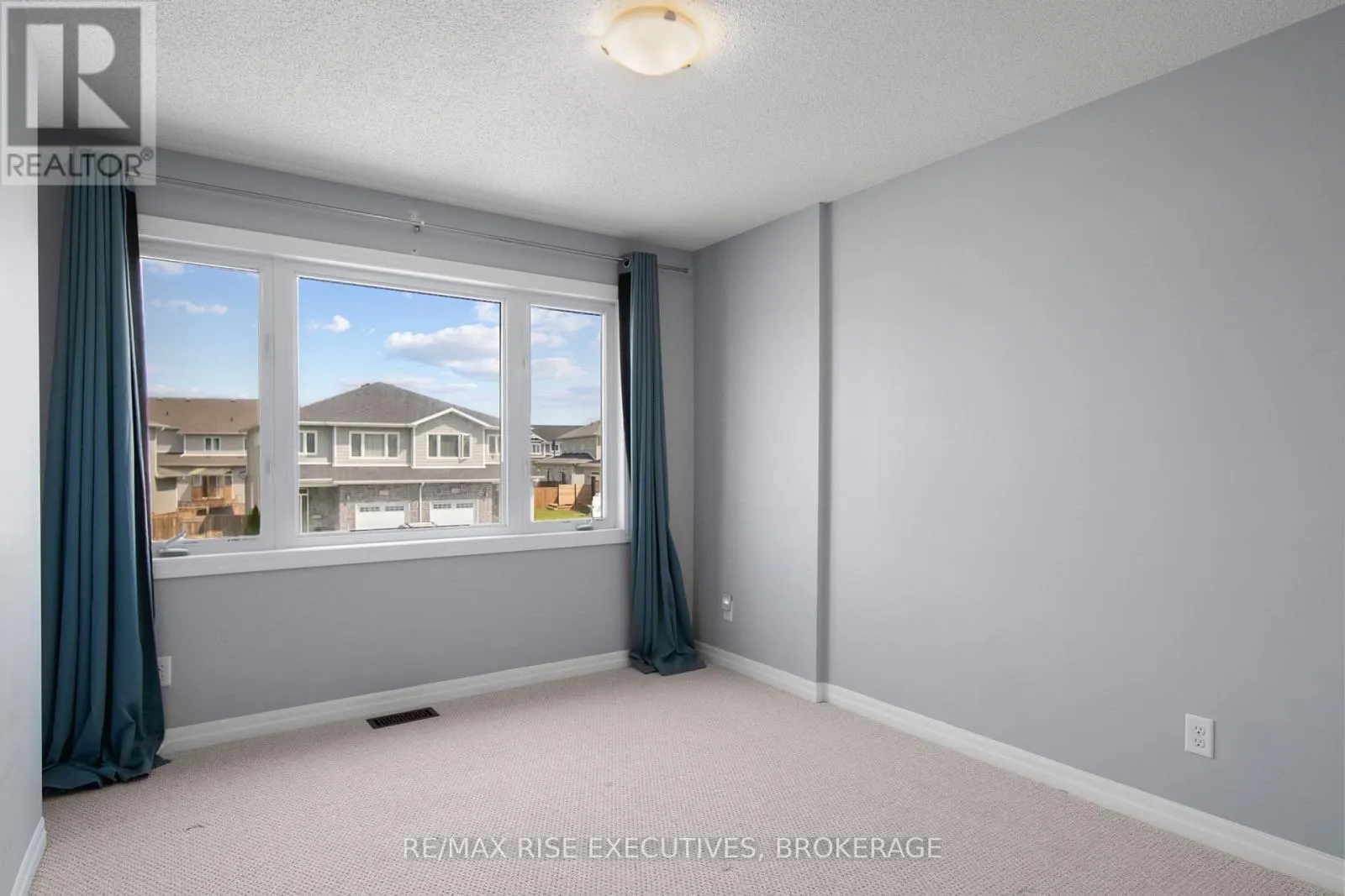 1369 TREMONT DRIVE