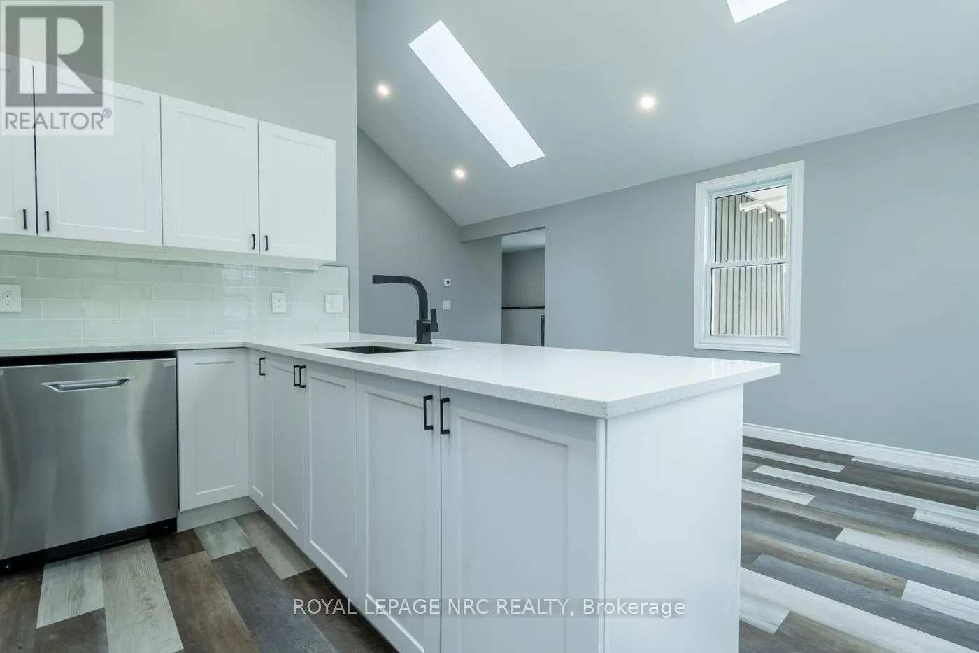 10556 WOODLAND DRIVE