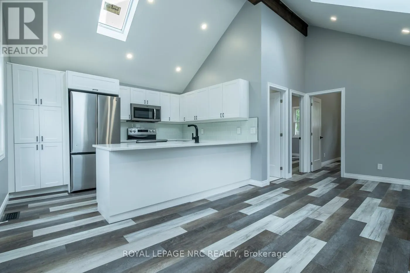 10556 WOODLAND DRIVE
