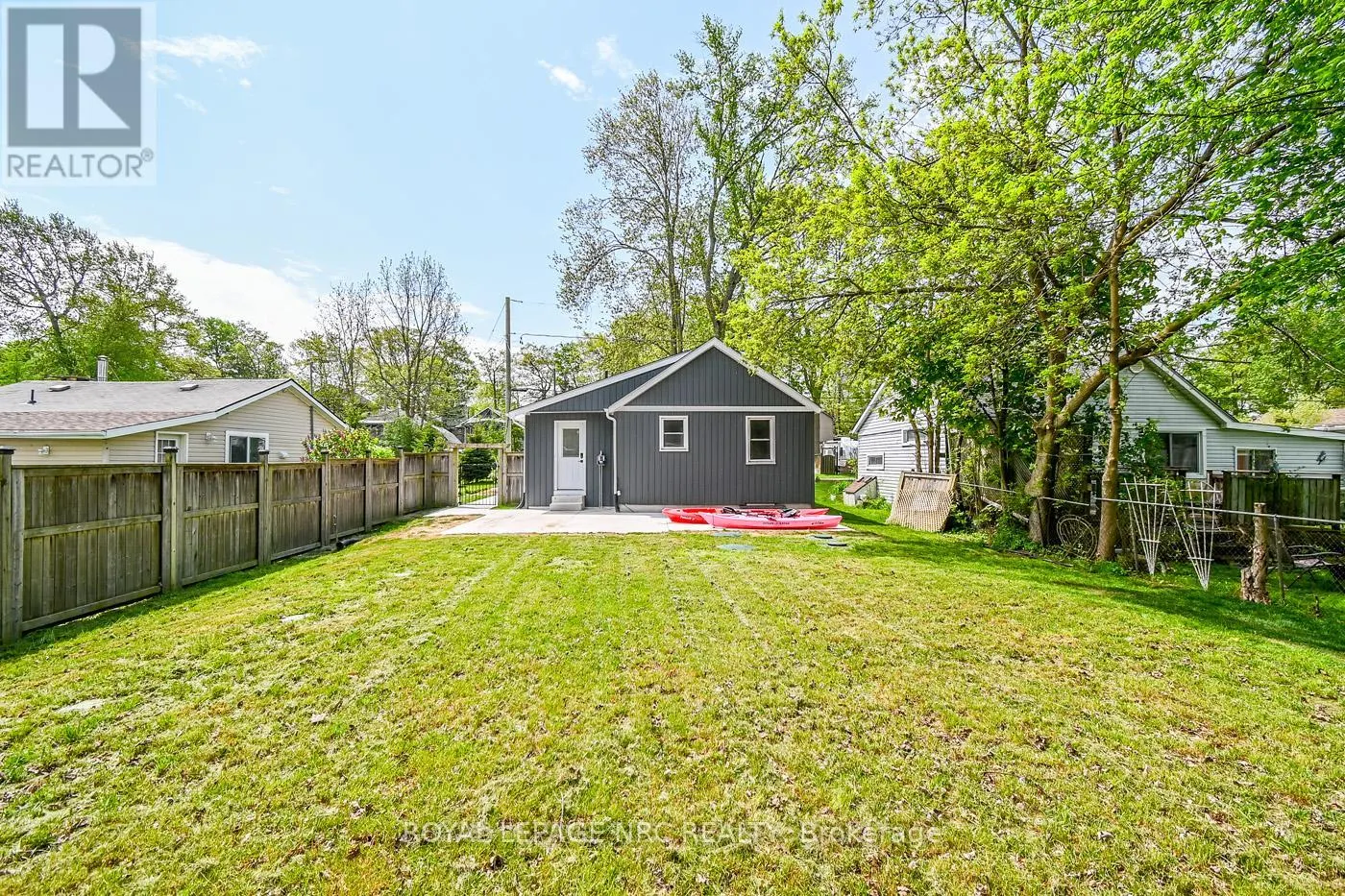 10556 WOODLAND DRIVE