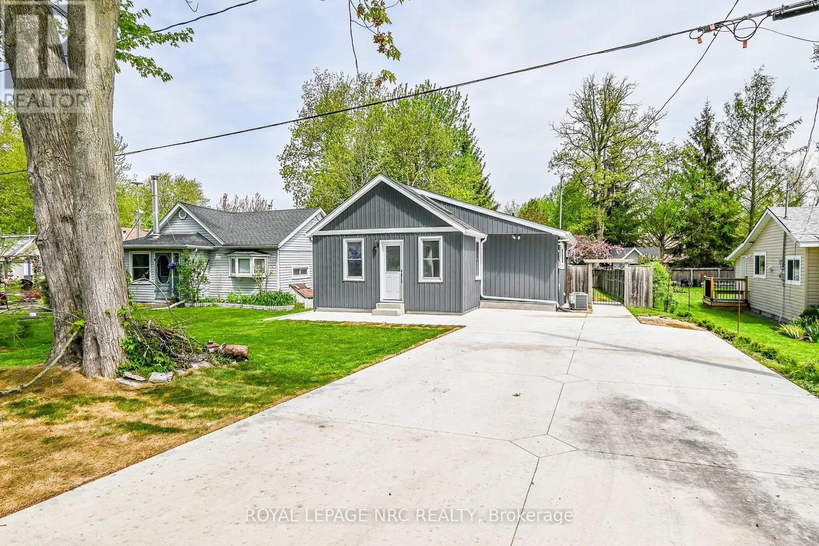 10556 WOODLAND DRIVE