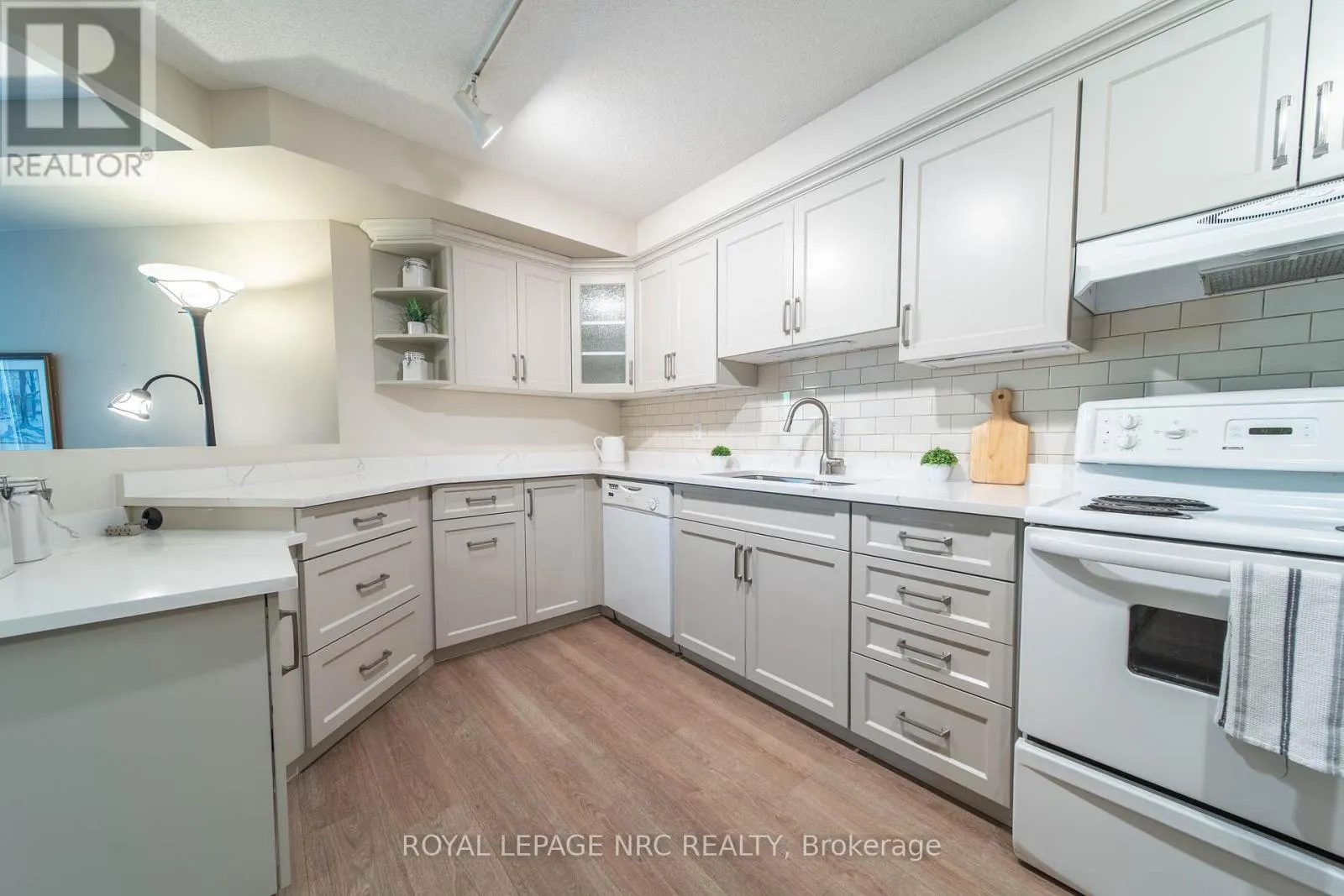 203 - 8111 FOREST GLEN DRIVE, #203