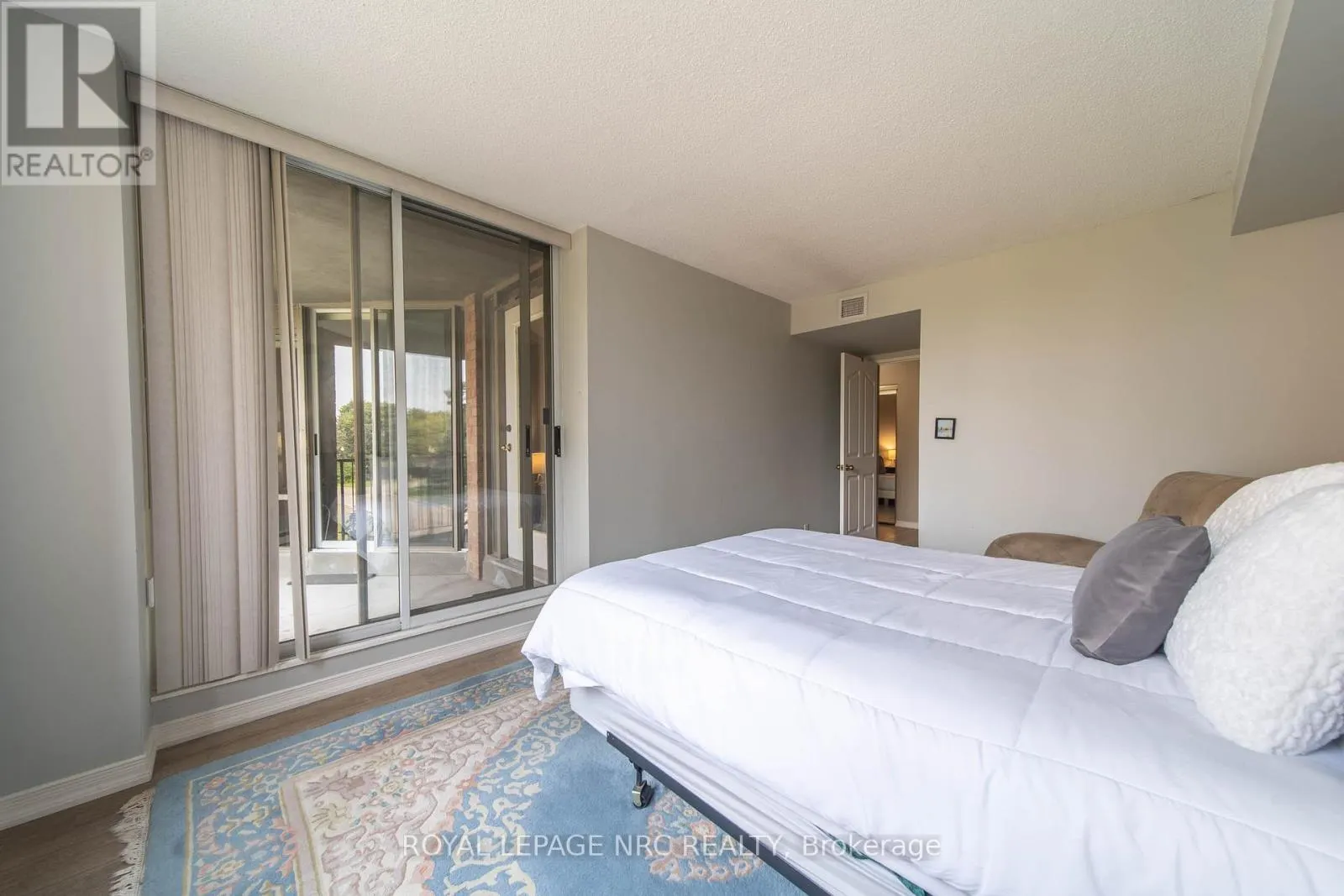 203 - 8111 FOREST GLEN DRIVE, #203