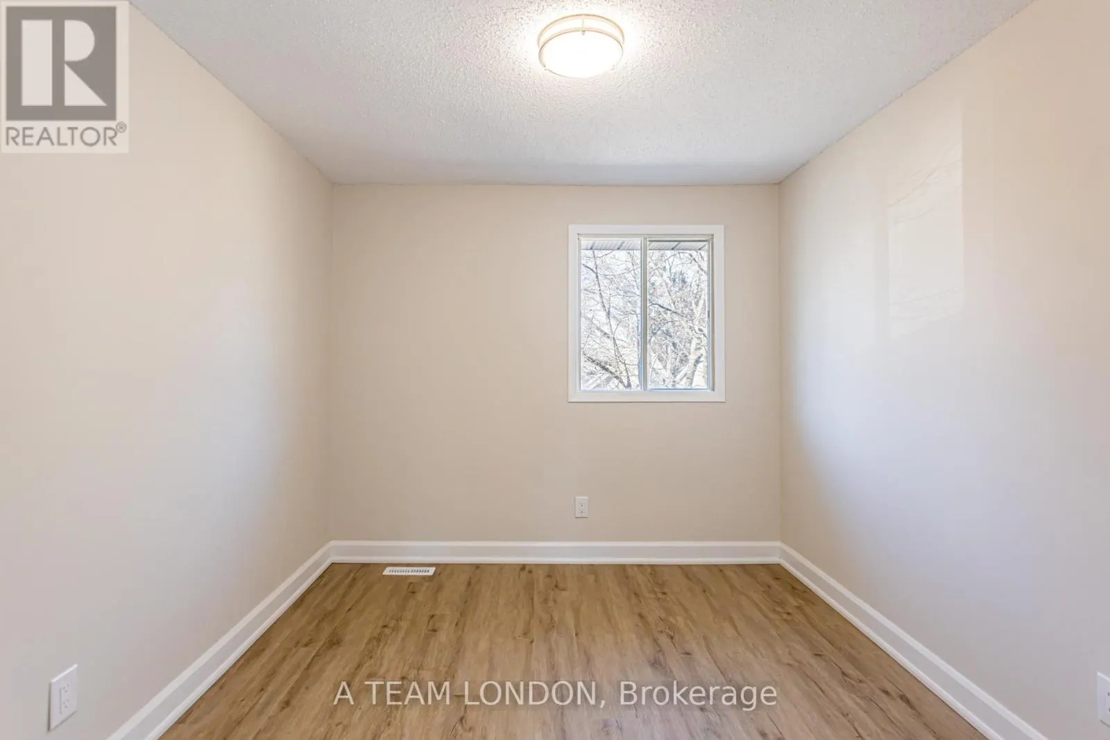 77 - 35 WATERMAN AVENUE, #77