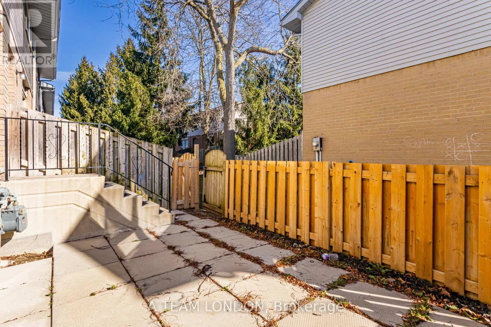 77 - 35 WATERMAN AVENUE, #77