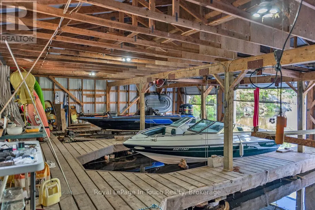 285 CROOKED BAY ROAD