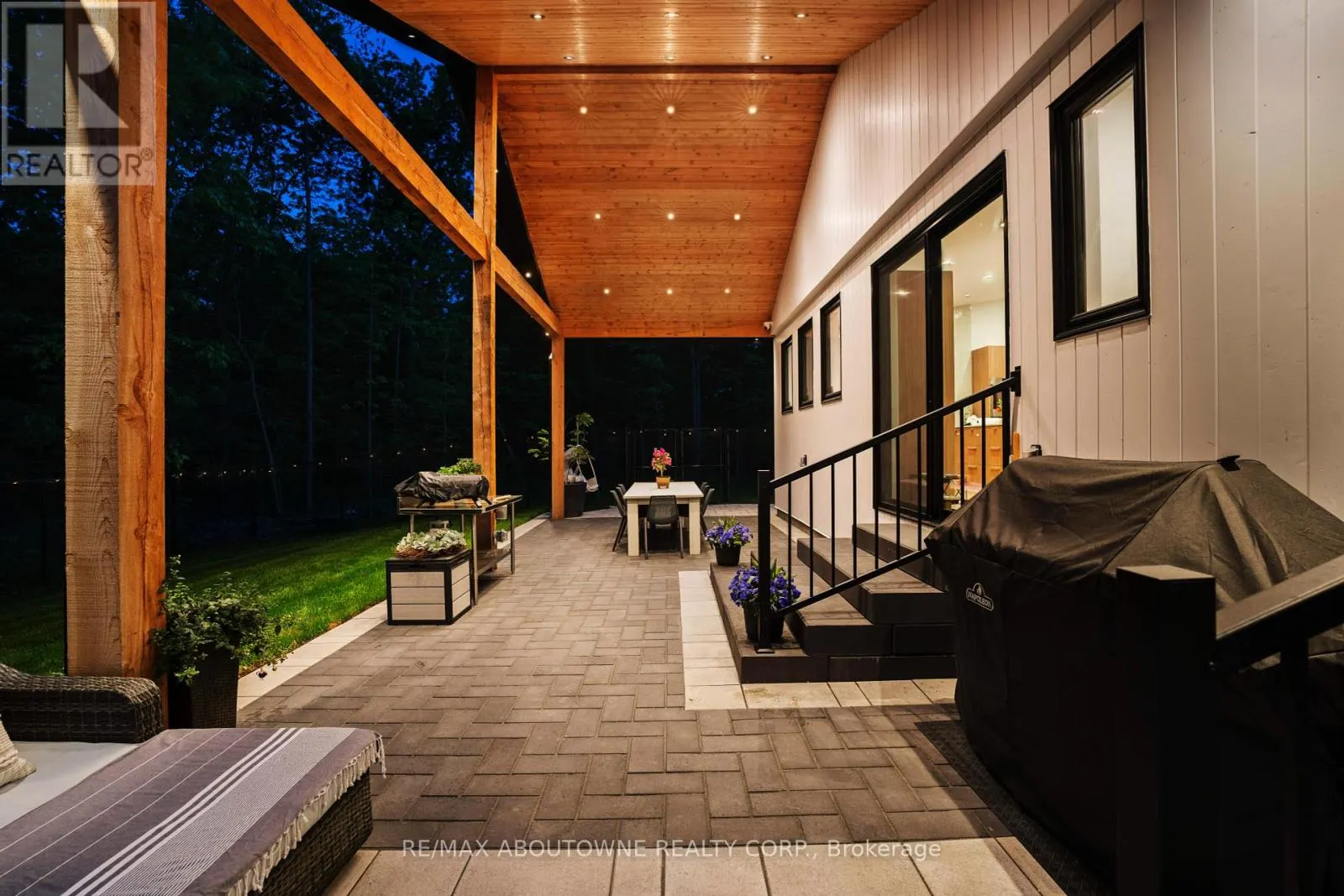 295 ALLEN ROAD