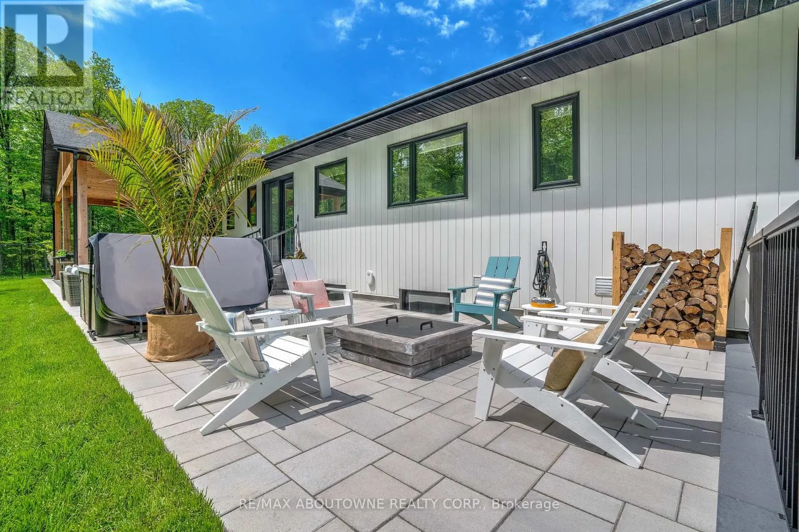 295 ALLEN ROAD