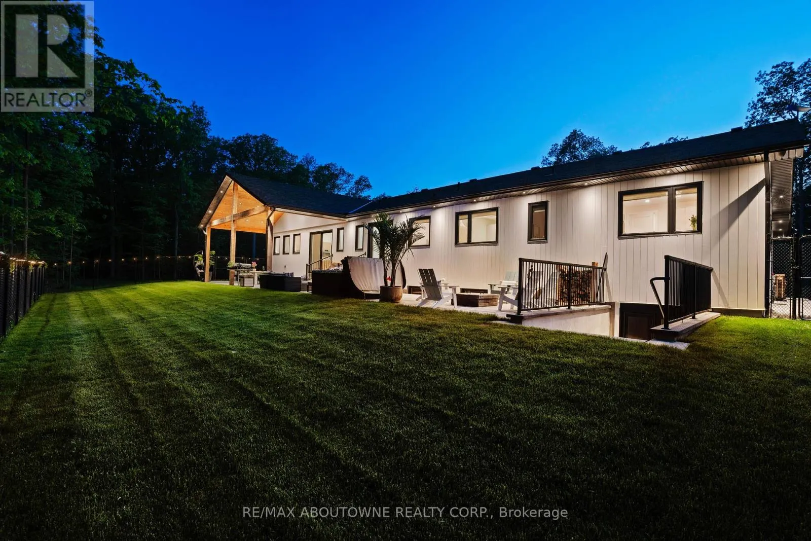295 ALLEN ROAD