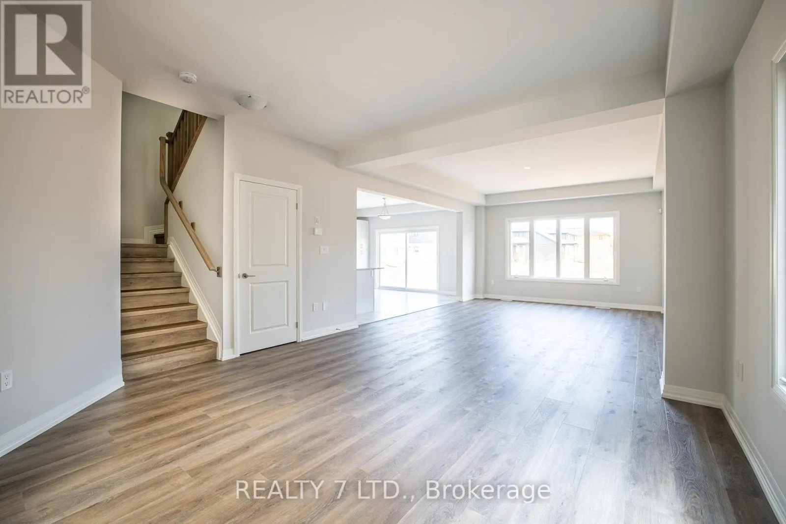 762 BRADFORD AVENUE