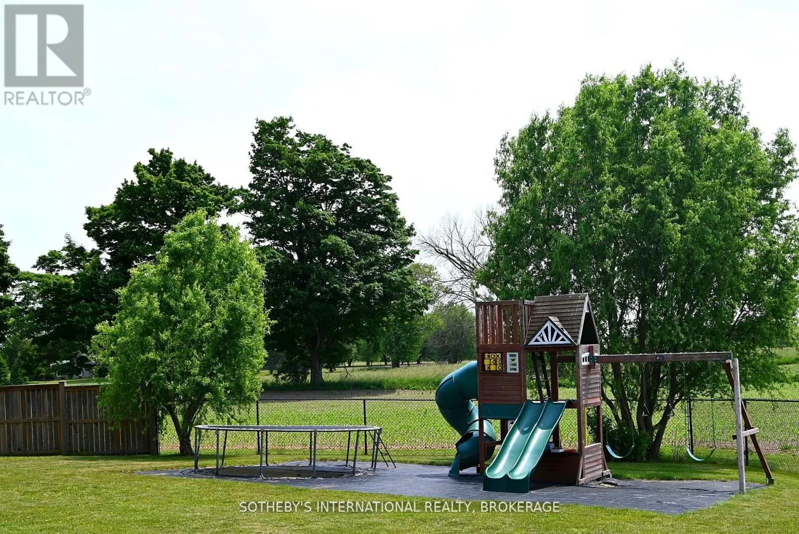 917 WAINFLEET DUNNVILLE TOWNLINE ROAD