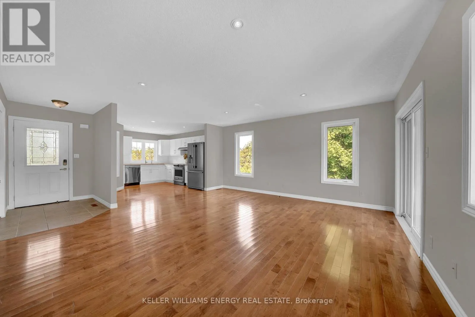 118 FOSTER ROAD