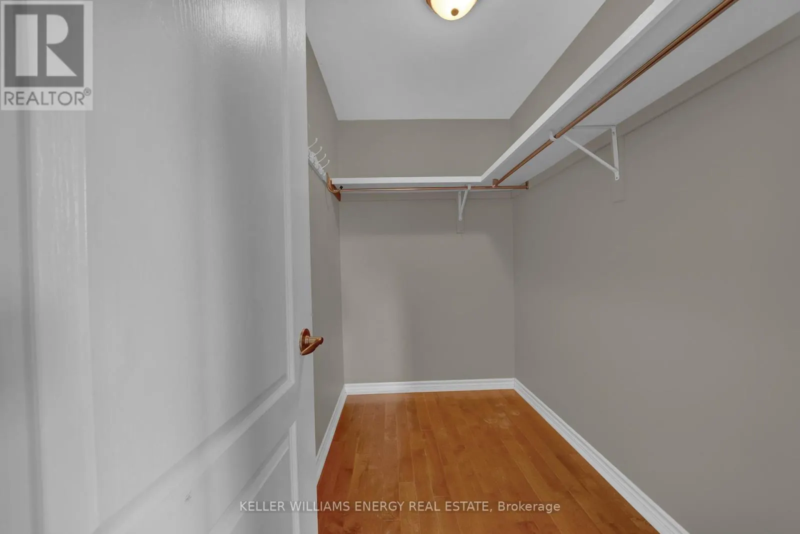 118 FOSTER ROAD