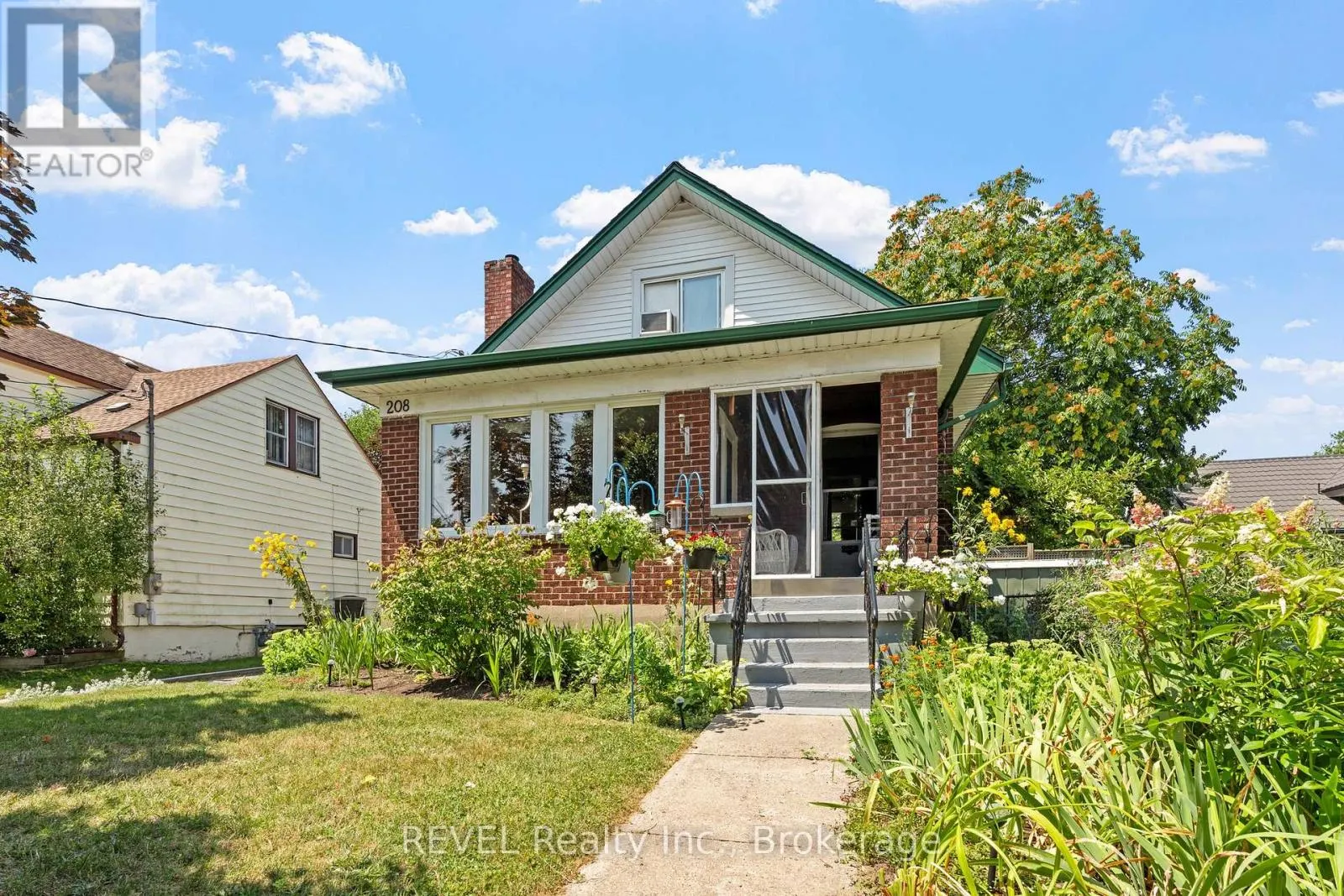 208 NORTH STREET