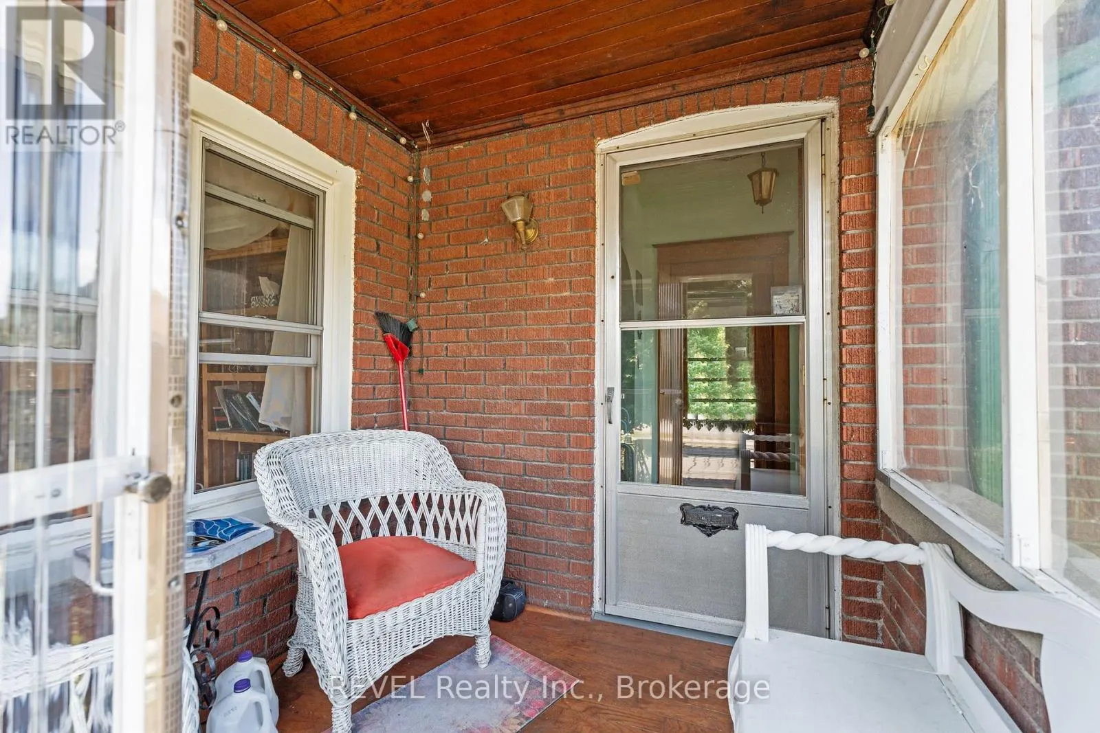 208 NORTH STREET