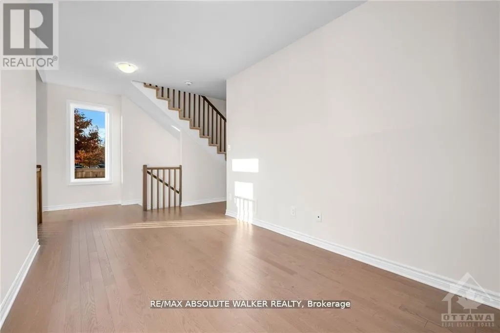 702 DU RIVAGE STREET
