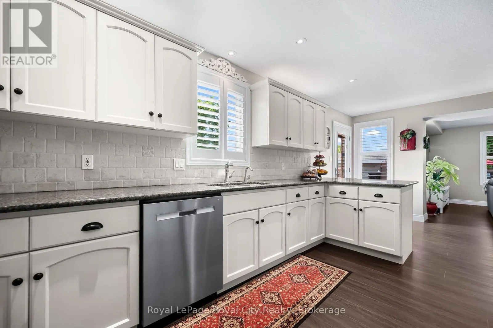 7 MARIGOLD DRIVE