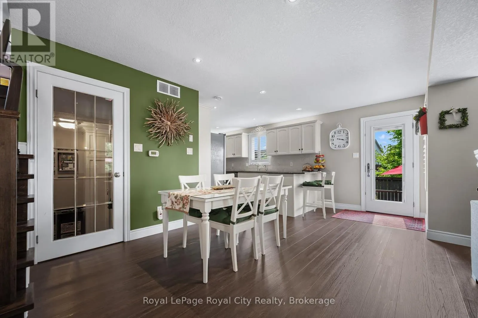 7 MARIGOLD DRIVE