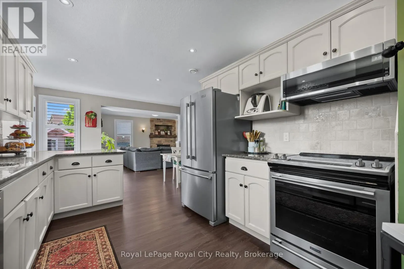 7 MARIGOLD DRIVE