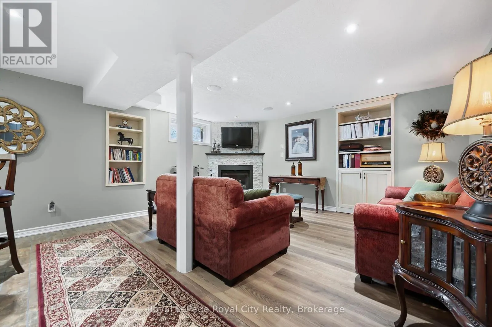 7 MARIGOLD DRIVE