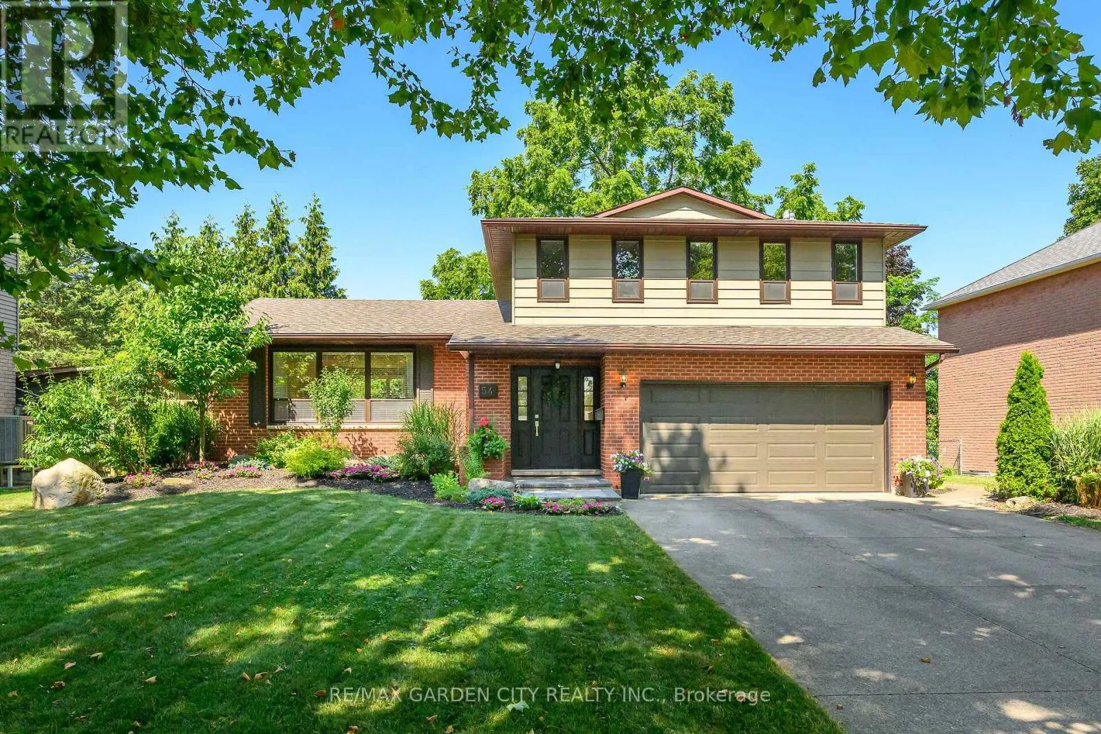 54 DRIFTWOOD COURT