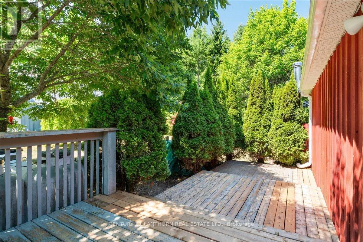 1207 SHANNON ROAD