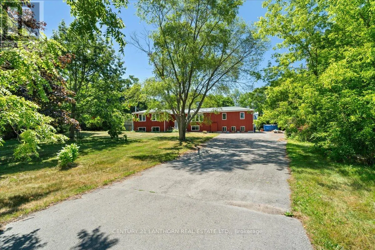 1207 SHANNON ROAD