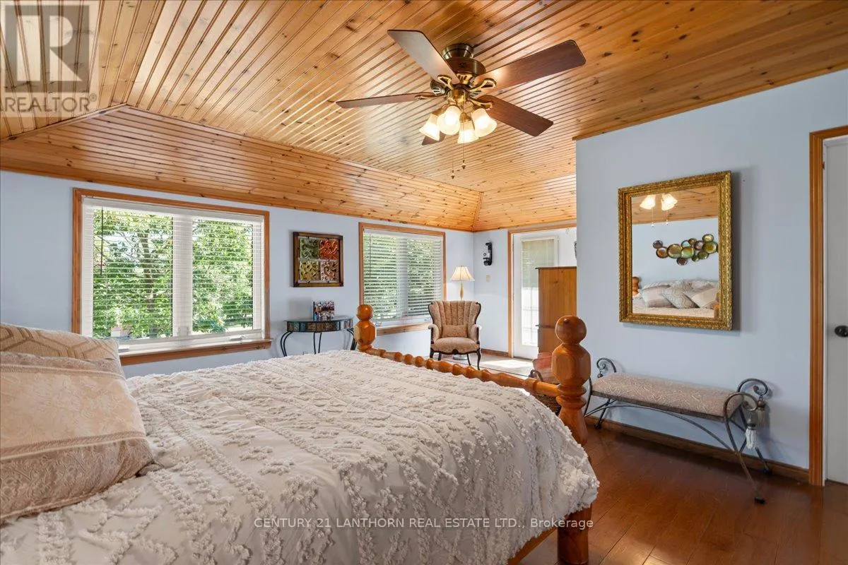 1207 SHANNON ROAD