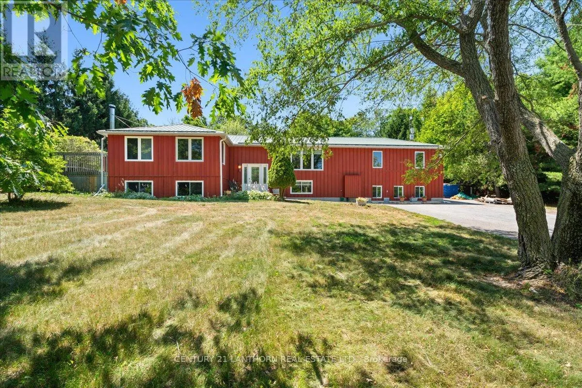 1207 SHANNON ROAD