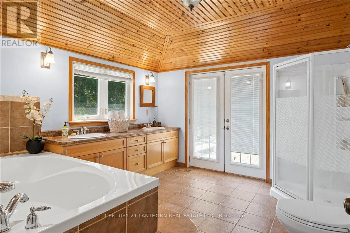1207 SHANNON ROAD