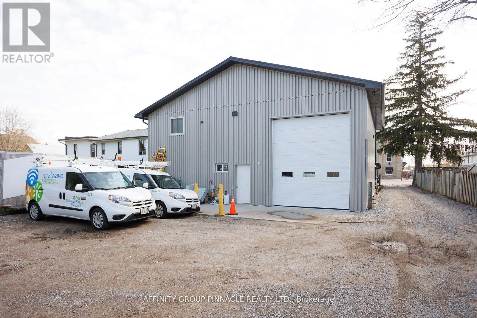 3 - 413 ELDON ROAD, #3