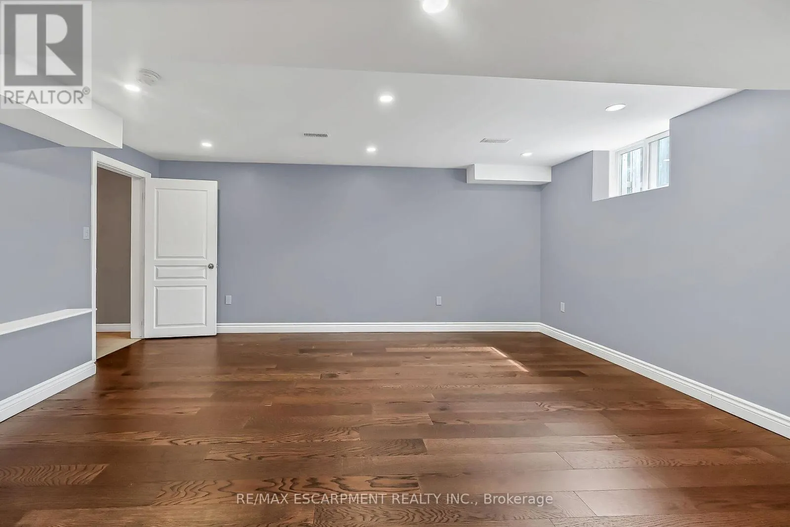 21 - 242 UPPER MOUNT ALBION ROAD