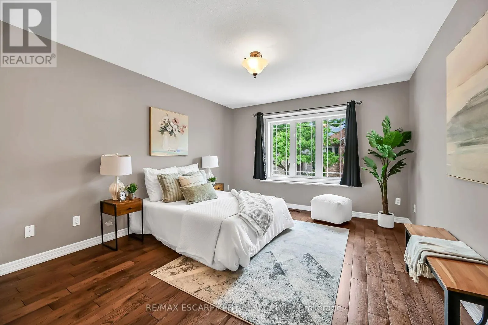 21 - 242 UPPER MOUNT ALBION ROAD