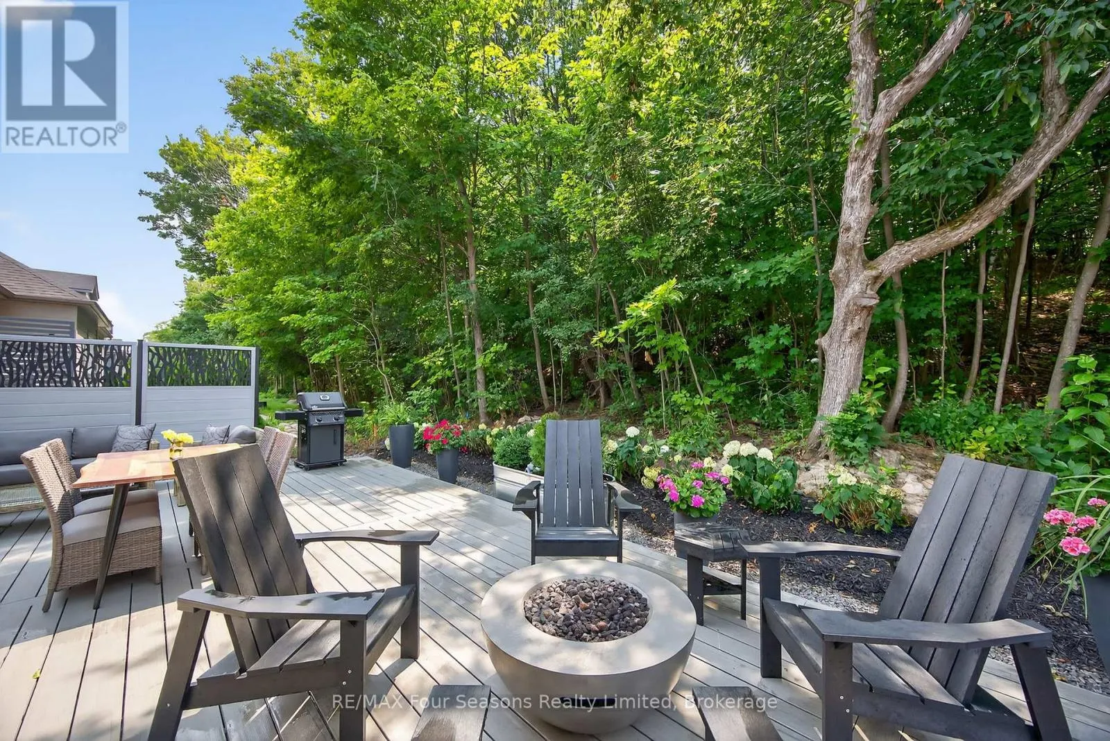 112 SCHOONERS LANE