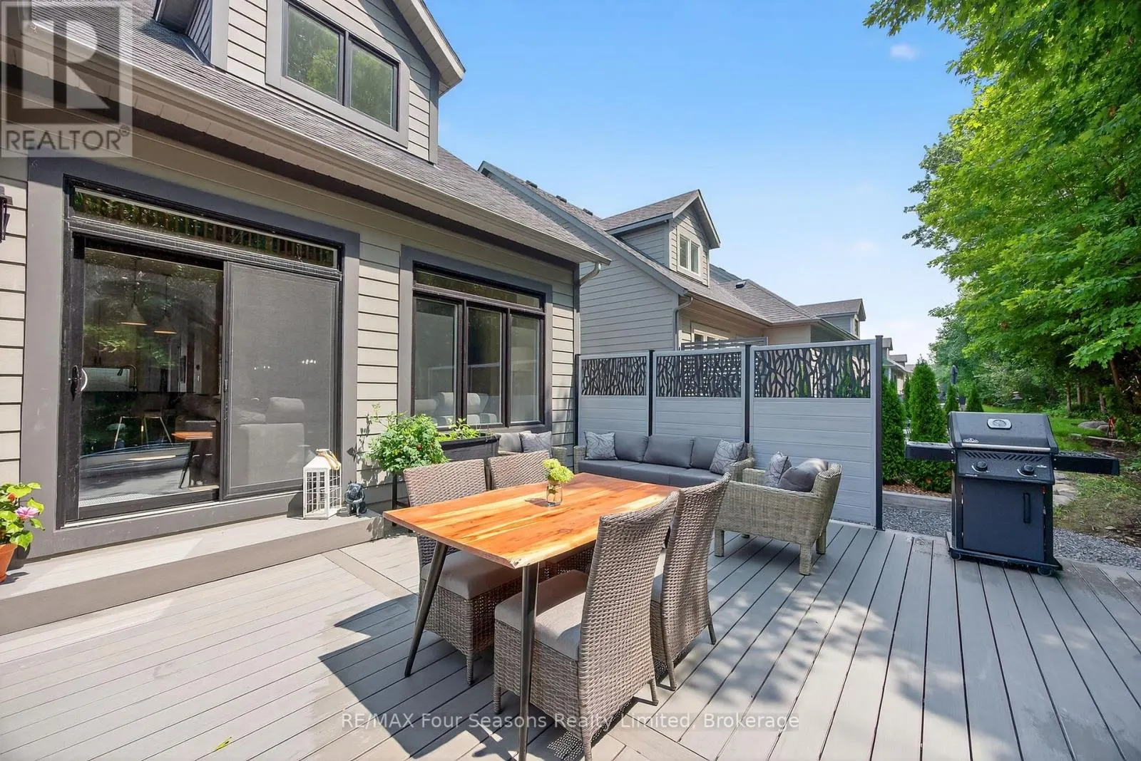 112 SCHOONERS LANE