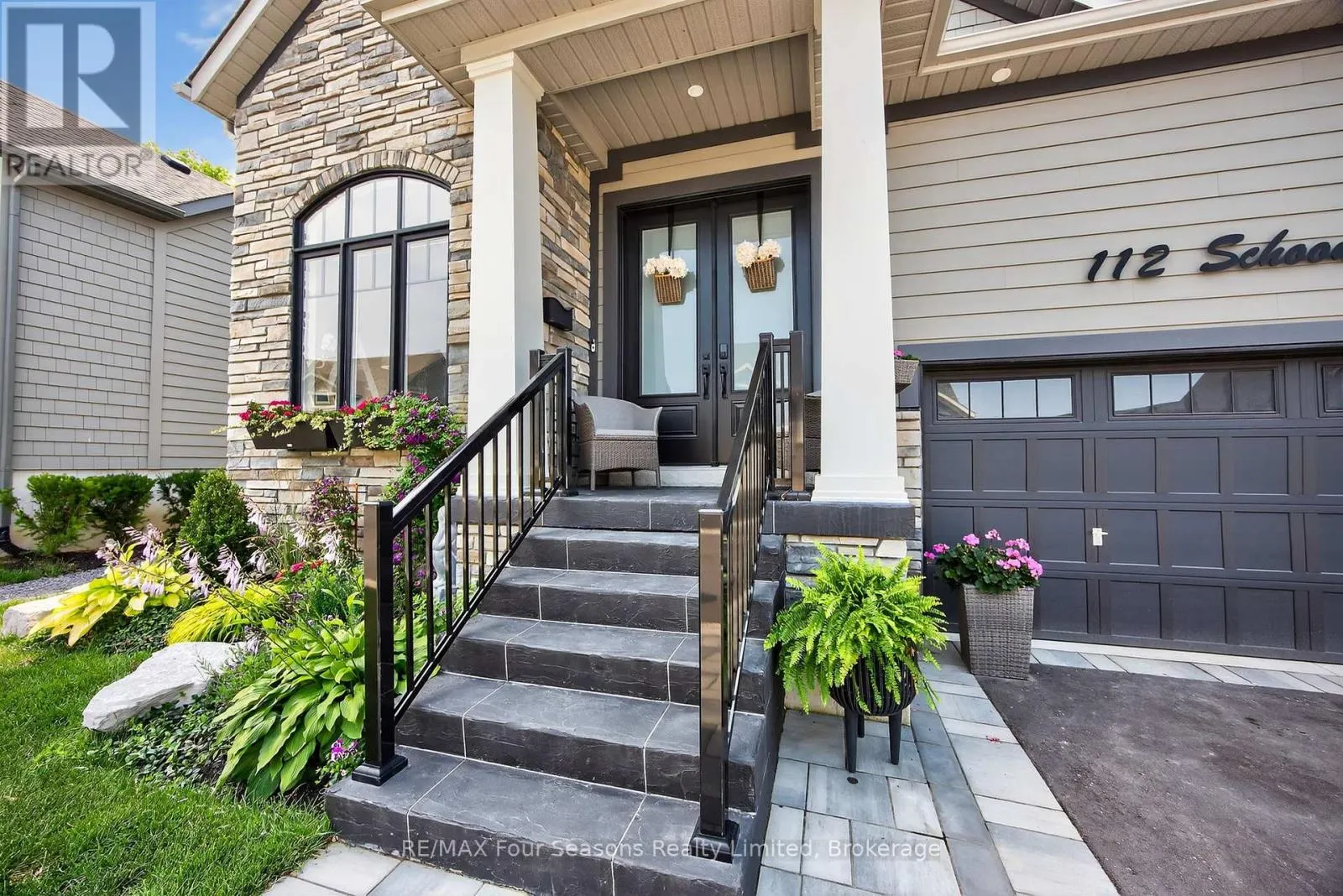 112 SCHOONERS LANE