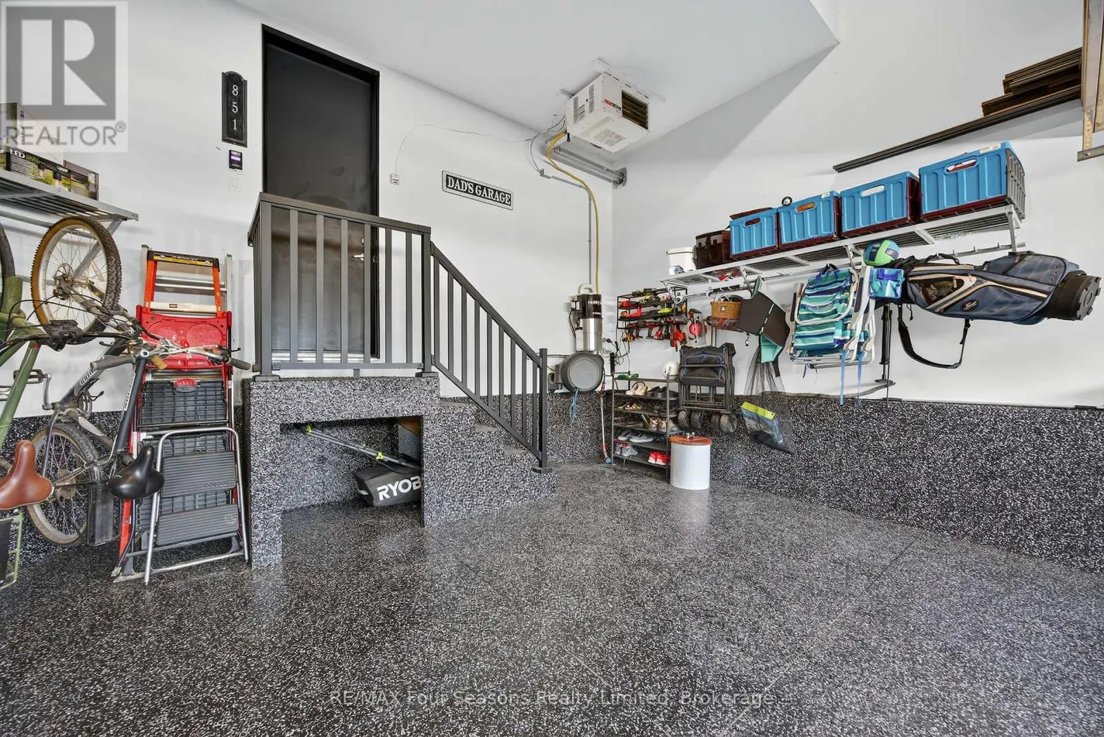 112 SCHOONERS LANE