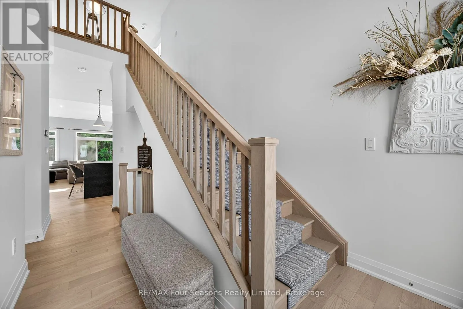 112 SCHOONERS LANE