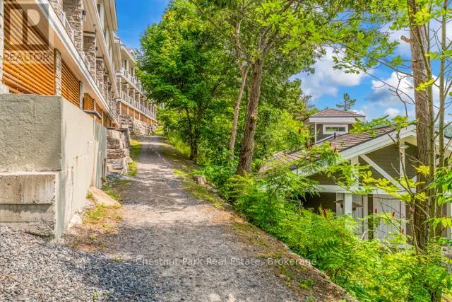B206 - 1869 MUSKOKA ROAD 118 ROAD W, #B206