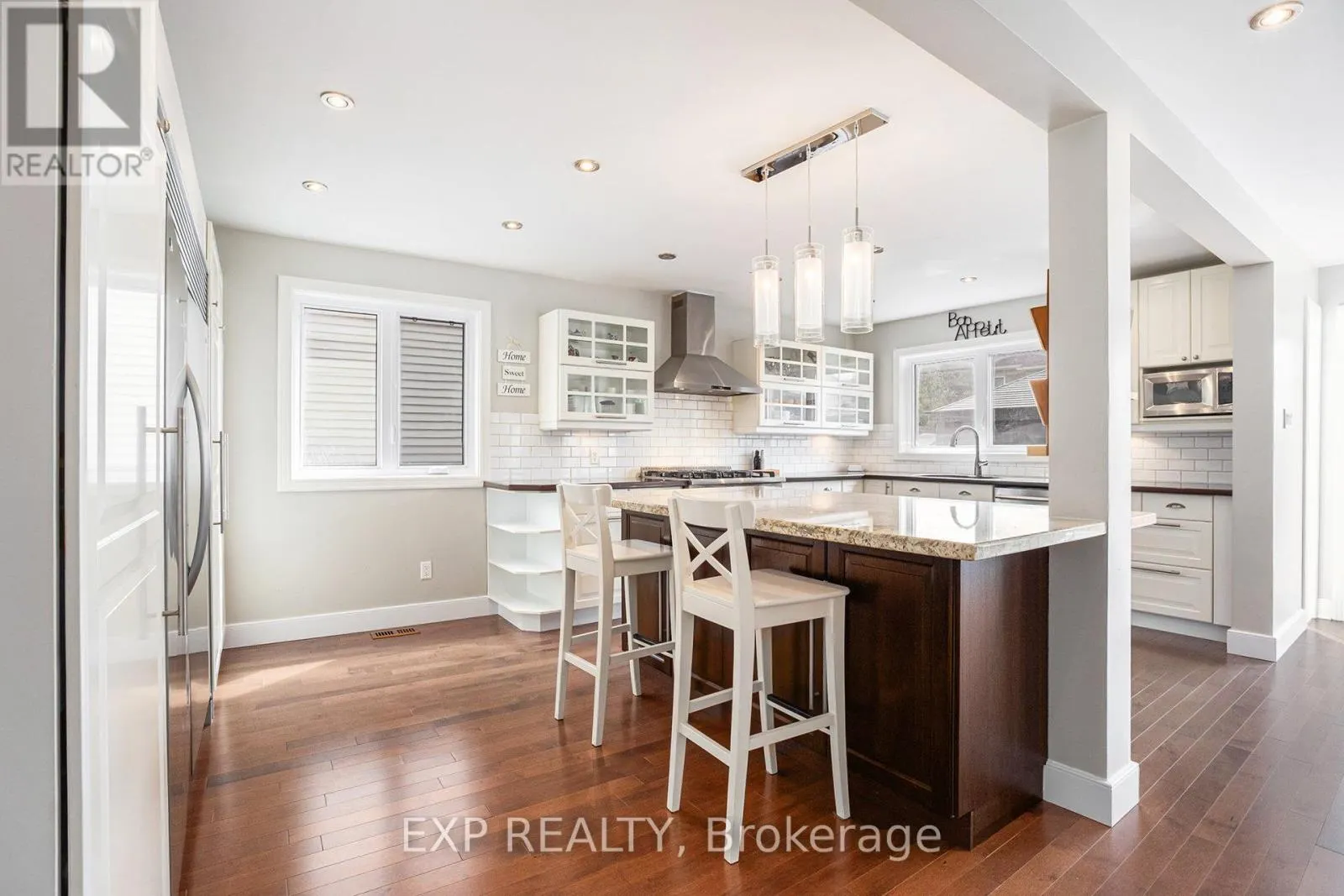 2010 ROLLING BROOK DRIVE
