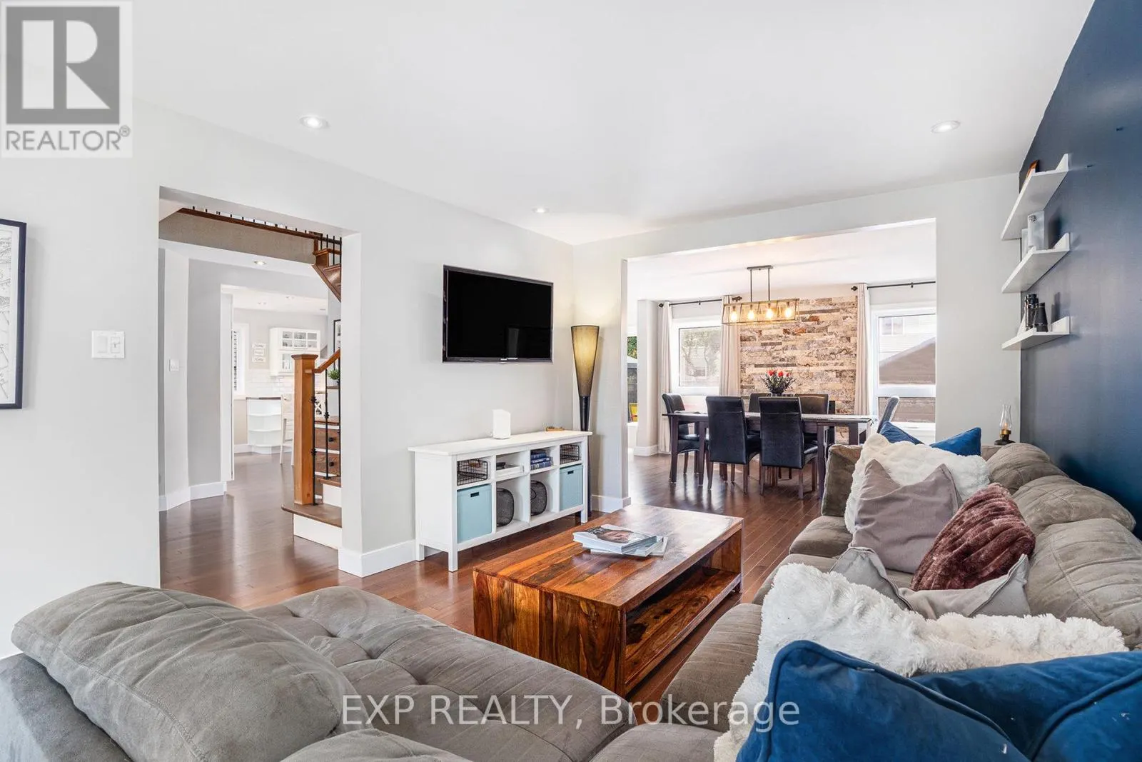 2010 ROLLING BROOK DRIVE