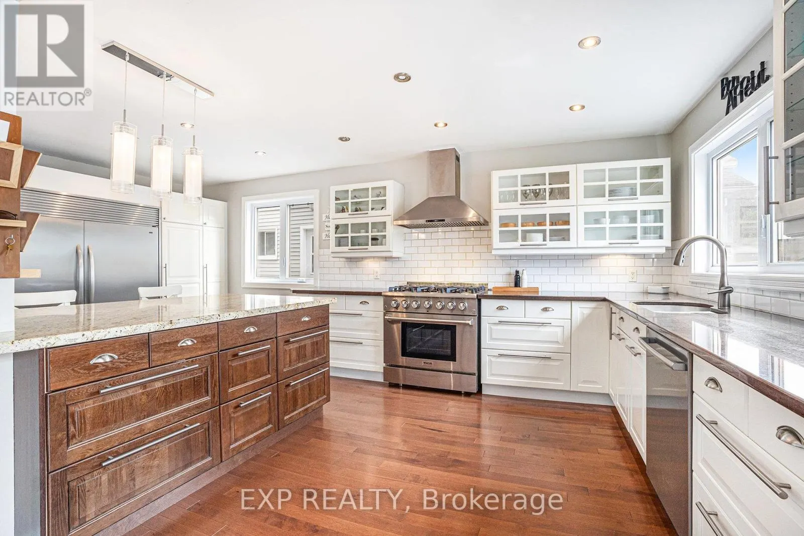 2010 ROLLING BROOK DRIVE